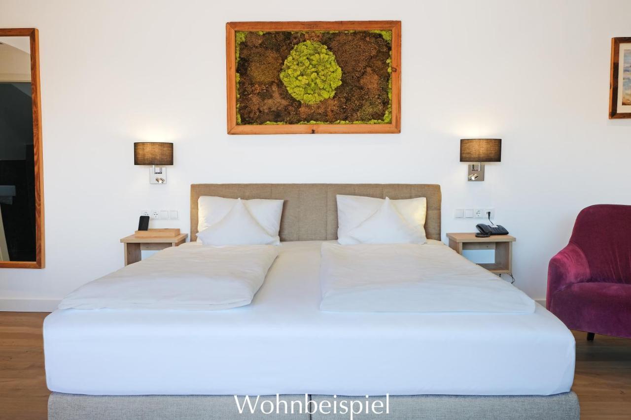 Hotel Bayerischer Hof Оберщауфен Екстериор снимка