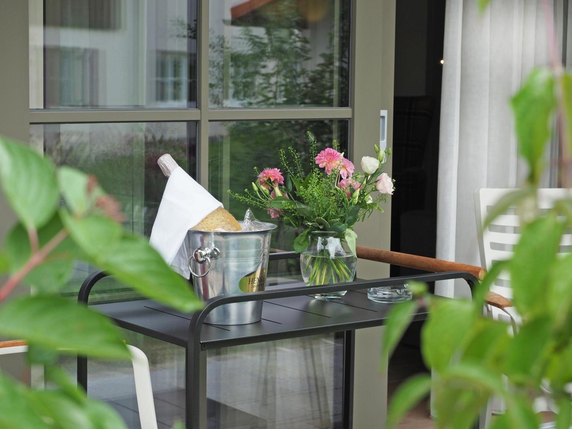 Hotel Bayerischer Hof Оберщауфен Екстериор снимка
