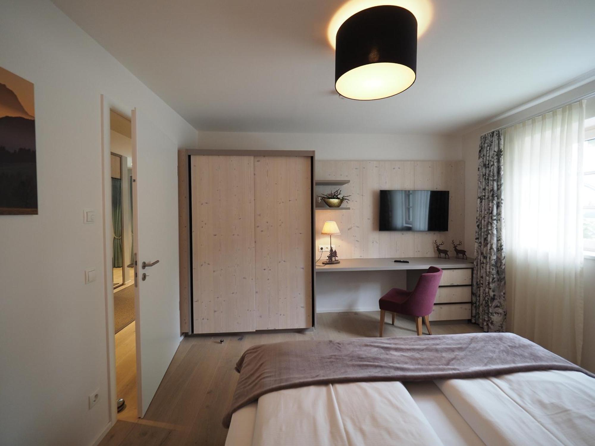 Hotel Bayerischer Hof Оберщауфен Екстериор снимка