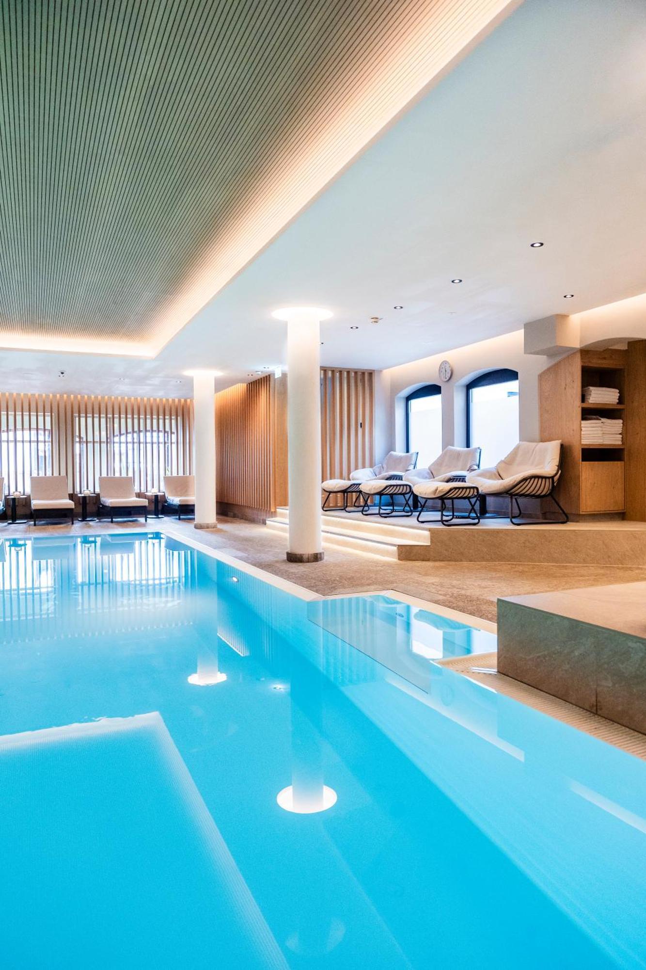 Hotel Bayerischer Hof Оберщауфен Екстериор снимка